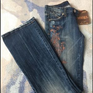*Flared* NWT Distressed Faded Retro Embroidered Paisley Jean with Flared Legs